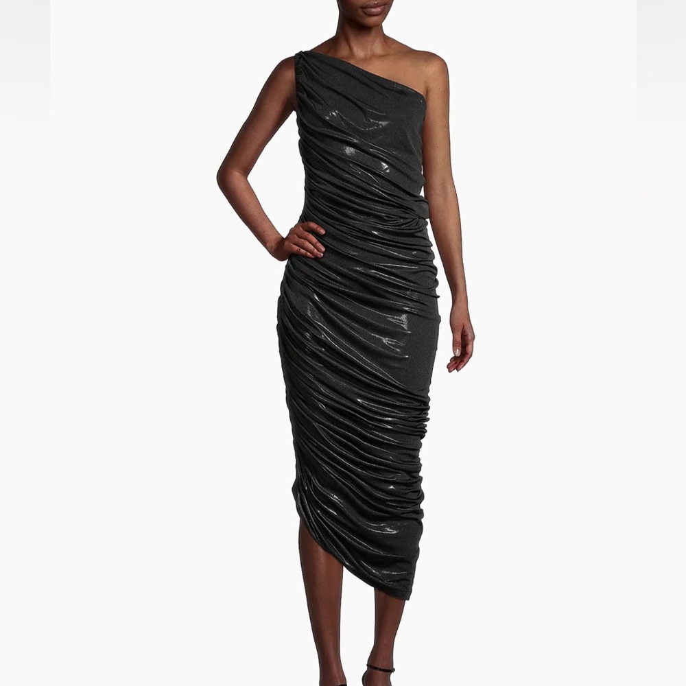 Norma Kamali Diana Metallic Ruched One-Shoulder Gown